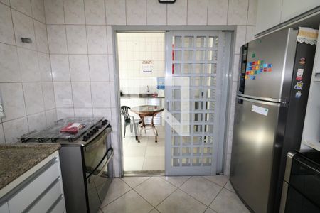 Casa à venda com 150m², 3 quartos e 2 vagasCozinha