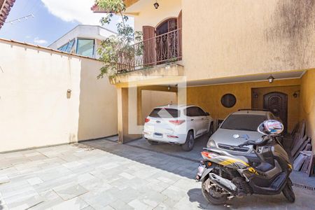 Casa à venda com 312m², 5 quartos e 6 vagasGaragem