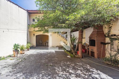 Casa à venda com 312m², 5 quartos e 6 vagasQuintal