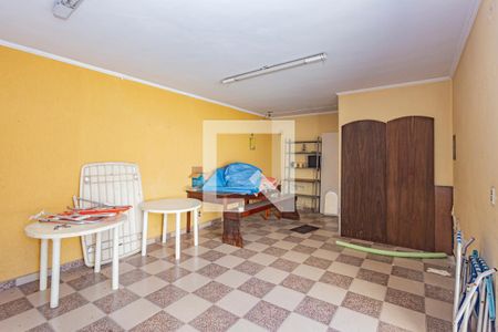 Casa à venda com 312m², 5 quartos e 6 vagasSalão de Festas