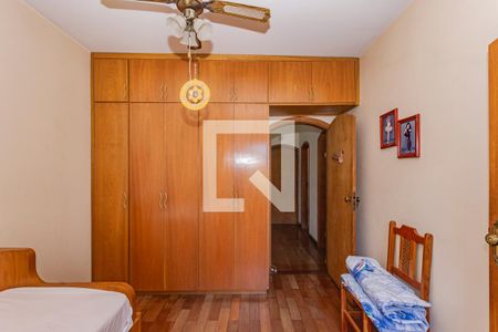 Casa à venda com 312m², 5 quartos e 6 vagasSuíte 2