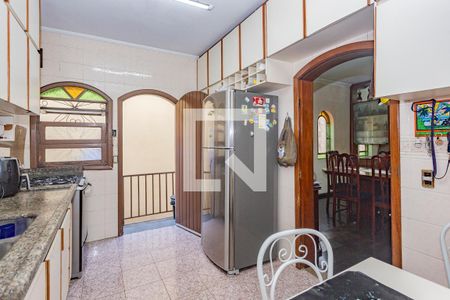Casa à venda com 312m², 5 quartos e 6 vagasCozinha