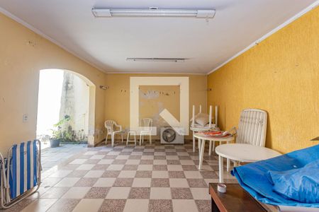 Casa à venda com 312m², 5 quartos e 6 vagasSalão de Festas