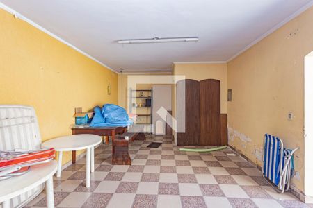 Casa à venda com 312m², 5 quartos e 6 vagasSalão de Festas