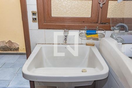 Casa à venda com 312m², 5 quartos e 6 vagasÁrea de Serviço