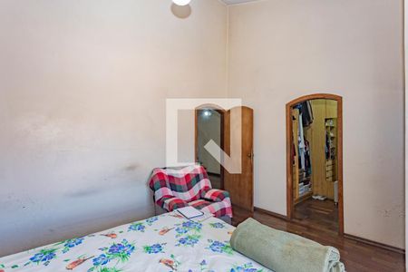 Casa à venda com 312m², 5 quartos e 6 vagasSuíte 1