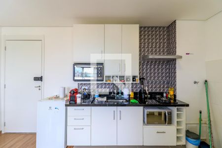 Cozinha de apartamento para alugar com 1 quarto, 34m² em Santo Amaro, São Paulo