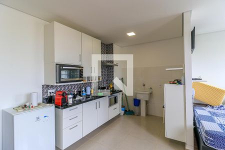 Cozinha de apartamento para alugar com 1 quarto, 34m² em Santo Amaro, São Paulo