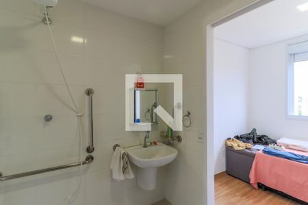 Apartamento para alugar com 34m², 1 quarto e sem vaga Apartamento para alugar com 34m², 1 quarto e sem vagaBanheiro da Suíte