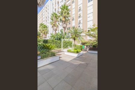 Apartamento à venda com 72m², 2 quartos e 1 vaga Apartamento à venda com 72m², 2 quartos e 1 vagaFachada do bloco