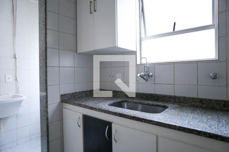 Apartamento para alugar com 65m², 2 quartos e 1 vagaCozinha 