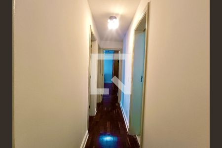 Corredor  de apartamento à venda com 3 quartos, 130m² em Leblon, Rio de Janeiro