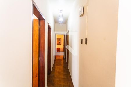 Corredor de apartamento à venda com 3 quartos, 114m² em Funcionários, Belo Horizonte