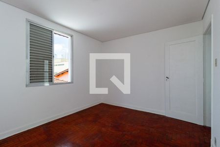 Casa à venda com 200m², 4 quartos e 3 vagasQuarto 1 - Casa 2