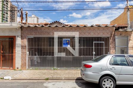 Casa à venda com 200m², 4 quartos e 3 vagasFachada