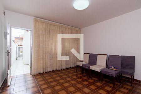 Casa à venda com 200m², 4 quartos e 3 vagasSala - Casa 2