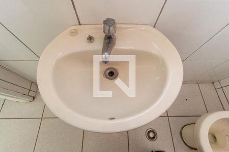 Casa à venda com 200m², 4 quartos e 3 vagasDetalhe - Lavabo