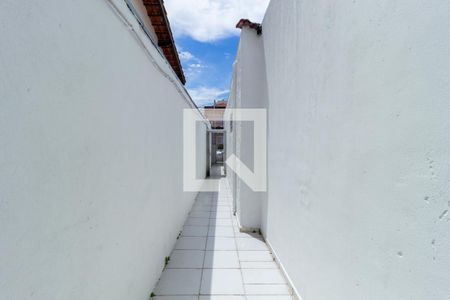 Casa à venda com 200m², 4 quartos e 3 vagasCorredor - Casa 2