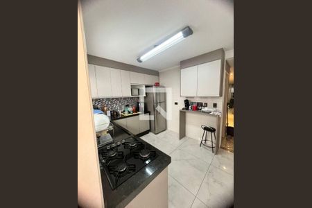 Casa à venda com 3 quartos, 140m² em Vila Nova Pauliceia, São Paulo