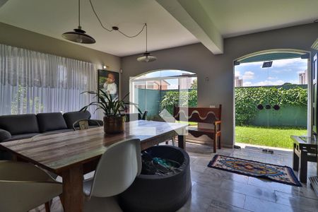 Casa para alugar com 350m², 3 quartos e 2 vagas Casa para alugar com 350m², 3 quartos e 2 vagasSalão