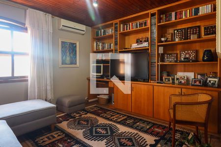 Casa para alugar com 350m², 3 quartos e 2 vagas Casa para alugar com 350m², 3 quartos e 2 vagasSala de TV