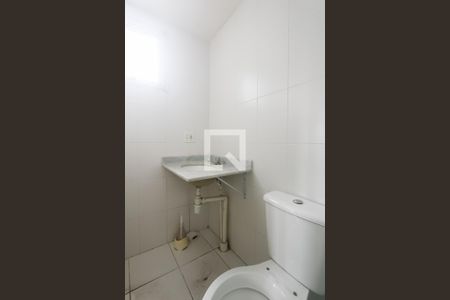 Banheiro suite de apartamento para alugar com 2 quartos, 62m² em Passo das Pedras, Porto Alegre