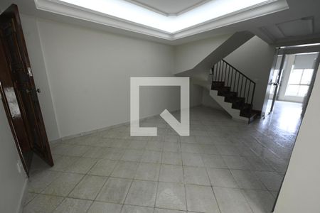 Apartamento para alugar com 180m², 3 quartos e 2 vagasSala