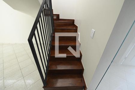 Apartamento para alugar com 180m², 3 quartos e 2 vagasEscada