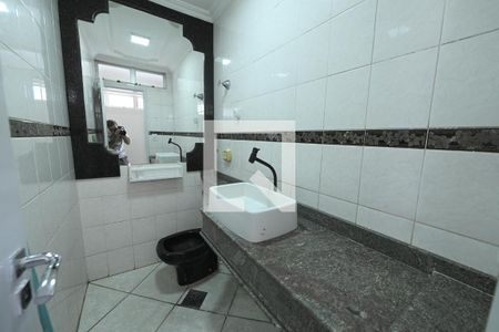 Apartamento para alugar com 180m², 3 quartos e 2 vagasLavabo