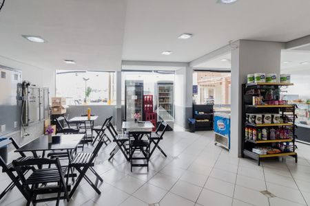 Apartamento para alugar com 65m², 3 quartos e 1 vagaMercado