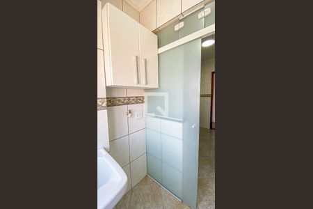 Apartamento para alugar com 65m², 3 quartos e 1 vagaÁrea de Serviço