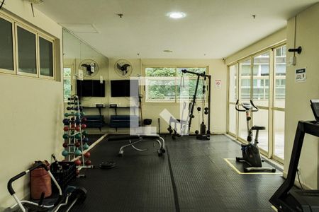 Apartamento à venda com 190m², 3 quartos e 2 vagasÁrea comum - Academia