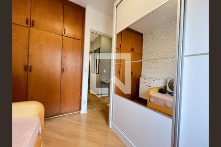 Quarto 1 de apartamento para alugar com 2 quartos, 70m² em Vila Santa Catarina, São Paulo