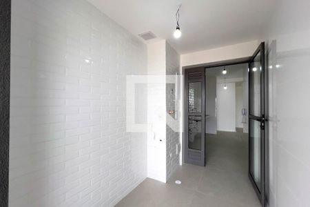 Apartamento à venda com 105m², 3 quartos e 2 vagas Apartamento à venda com 105m², 3 quartos e 2 vagasÁrea de serviço