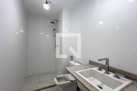 Apartamento à venda com 105m², 3 quartos e 2 vagas Apartamento à venda com 105m², 3 quartos e 2 vagasBanheiro
