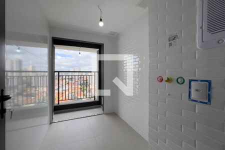 Apartamento à venda com 105m², 3 quartos e 2 vagas Apartamento à venda com 105m², 3 quartos e 2 vagasÁrea de serviço