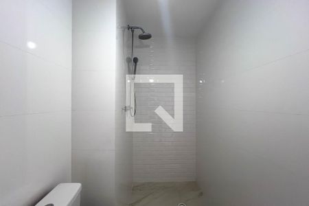 Apartamento à venda com 105m², 3 quartos e 2 vagas Apartamento à venda com 105m², 3 quartos e 2 vagasBanheiro do quarto 2