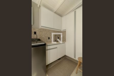 Casa à venda com 83m², 2 quartos e 1 vaga Casa à venda com 83m², 2 quartos e 1 vagaÁrea de Serviço