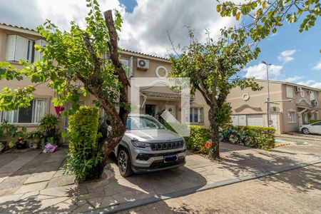 Casa à venda com 83m², 2 quartos e 1 vaga Casa à venda com 83m², 2 quartos e 1 vagaFachada