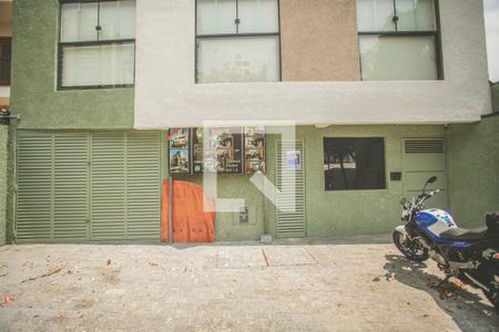 Studio para alugar com 25m², 1 quarto e sem vaga Studio para alugar com 25m², 1 quarto e sem vagaFachada
