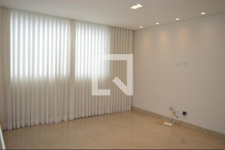 Casa de condomínio para alugar com 320m², 4 quartos e 4 vagasSala 2