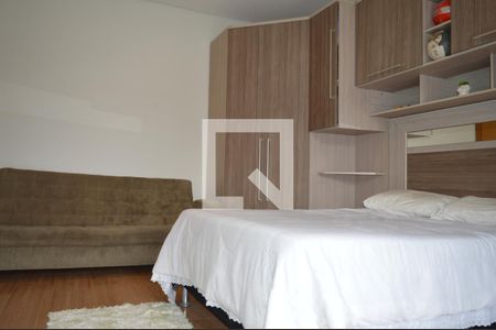 Casa de condomínio para alugar com 320m², 4 quartos e 4 vagasSuíte 2