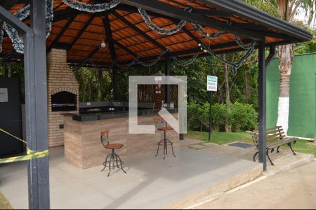 Casa de condomínio para alugar com 320m², 4 quartos e 4 vagasÁrea Comum - Churrasqueira 