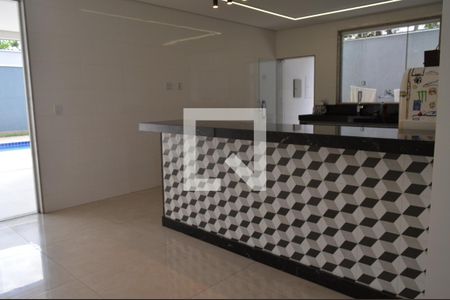Cozinha de casa de condomínio à venda com 4 quartos, 320m² em Estância Silveira, Contagem