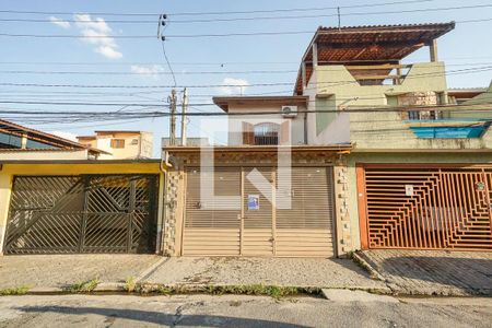 Casa à venda com 150m², 3 quartos e 2 vagasFachada