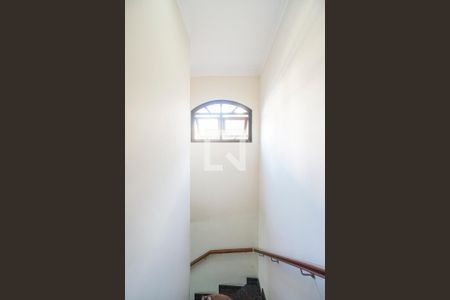 Casa à venda com 150m², 3 quartos e 2 vagasHall da escada