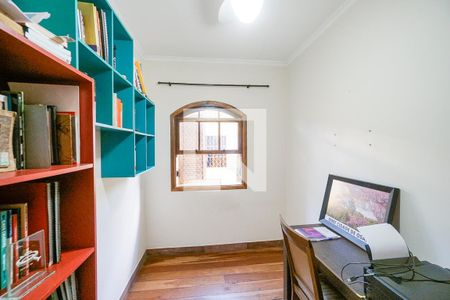 Casa à venda com 150m², 3 quartos e 2 vagasEscritório