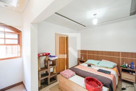 Casa à venda com 150m², 3 quartos e 2 vagasSuíte
