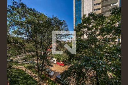 Vista de kitnet/studio para alugar com 1 quarto, 42m² em Três Figueiras, Porto Alegre
