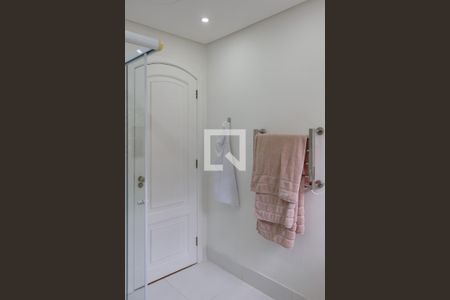 Casa à venda com 650m², 3 quartos e 3 vagas Casa à venda com 650m², 3 quartos e 3 vagasBanheiro da Suíte 3